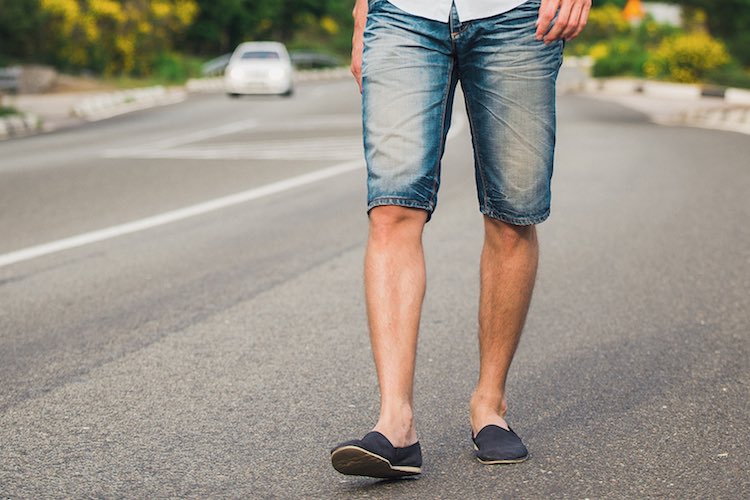 5 Best Shoes to Wear with Denim Shorts - Men's Outfit Tips